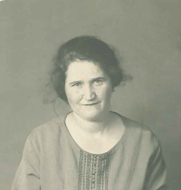 Elsa Goudsmit-Hahn, 1932