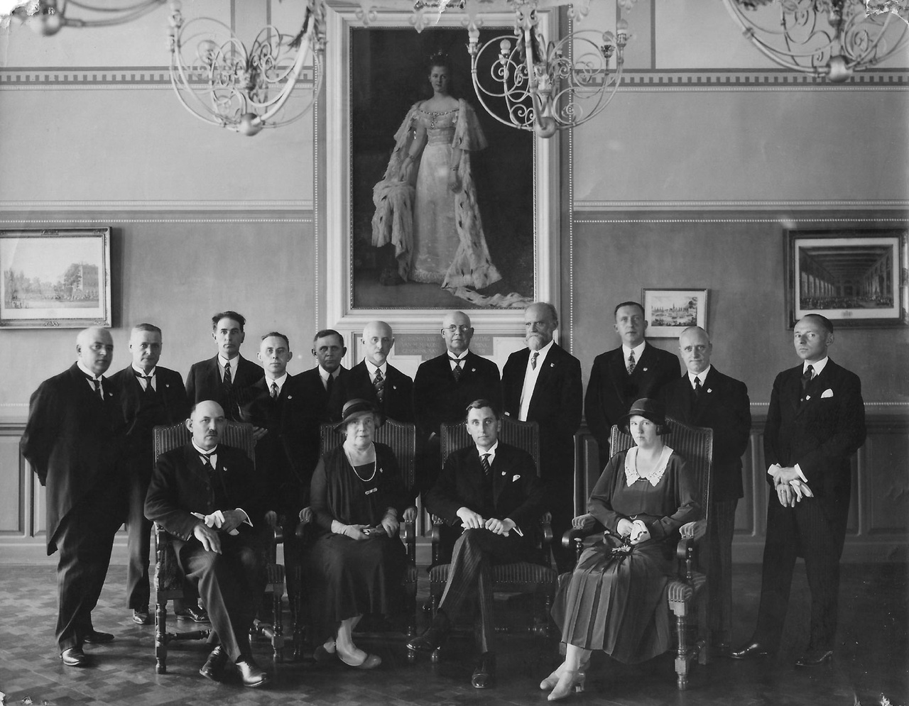 Alex Sternfeld met comité feestelijkheden 1932