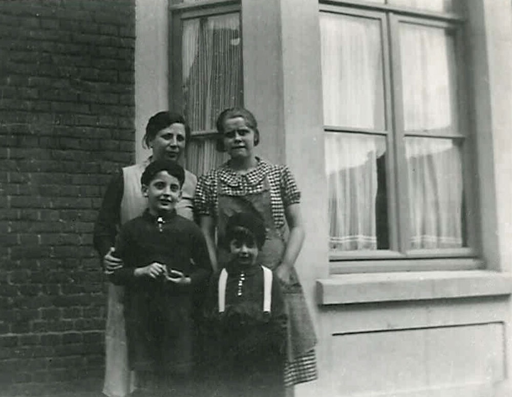 Hermine Wolf-Goudsmit, Herbert Wolf, Felicitas Wolf, Catharina Op het Veld