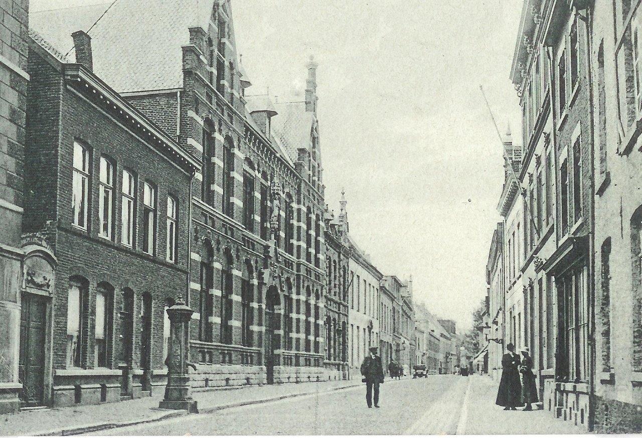 Artikel 10 Klein College in de Munsterstraat (Eric Munnicks).jpg