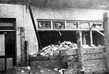 1945.L75_B.jpg