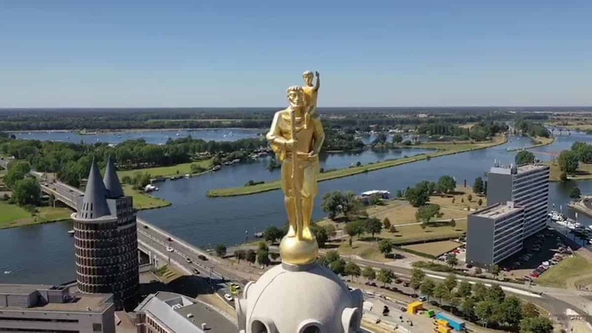 archiefroermond-gouden-christoffel-kathedraal.jpg