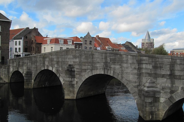 De Stenen Brug