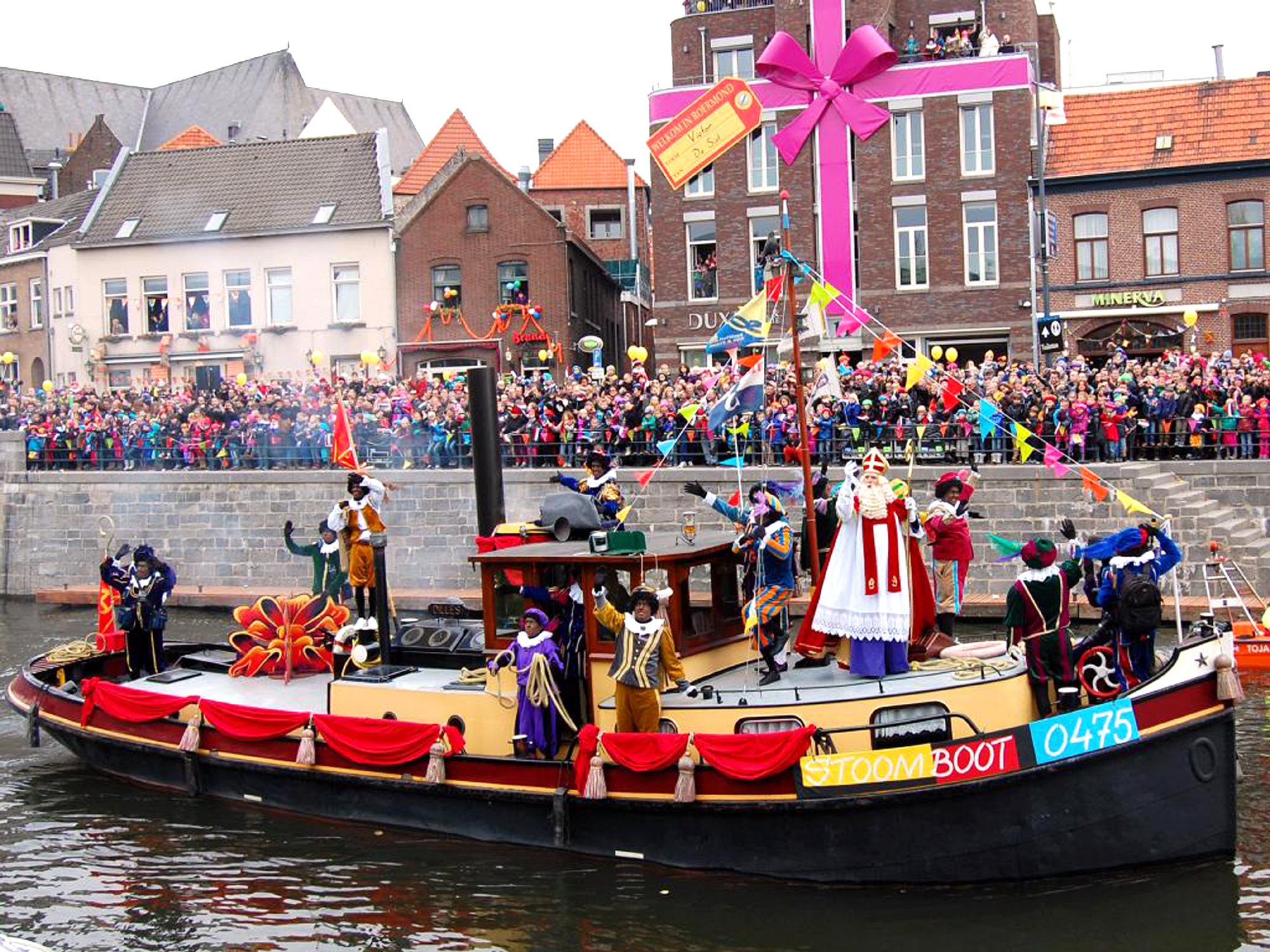 archiefroermond-sinterklaasintocht.jpg