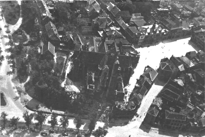 1945.L69_Stad.jpg